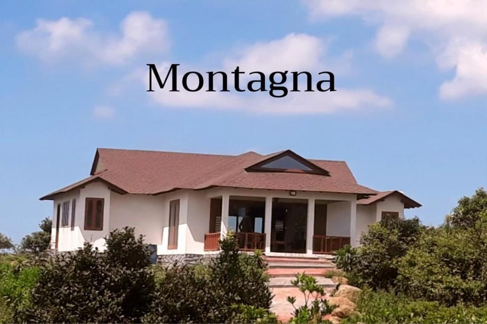 Hobbit House Coorg Montagna Vacation rental in Kerala