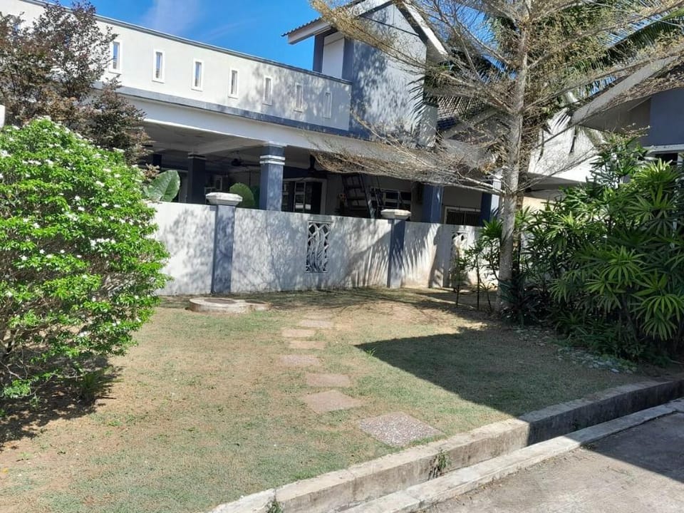 Homestay Kuantan Cempaka Cottage Vacation rental in Pahang, Malaysia