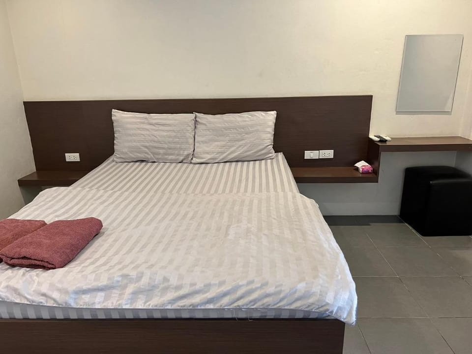 69 Resort Laem Chabang Apartment in Chon Buri Changwat