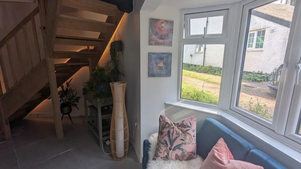 Luxury fairytale cottage perfect for couples Vacation rental in Forest of Dean