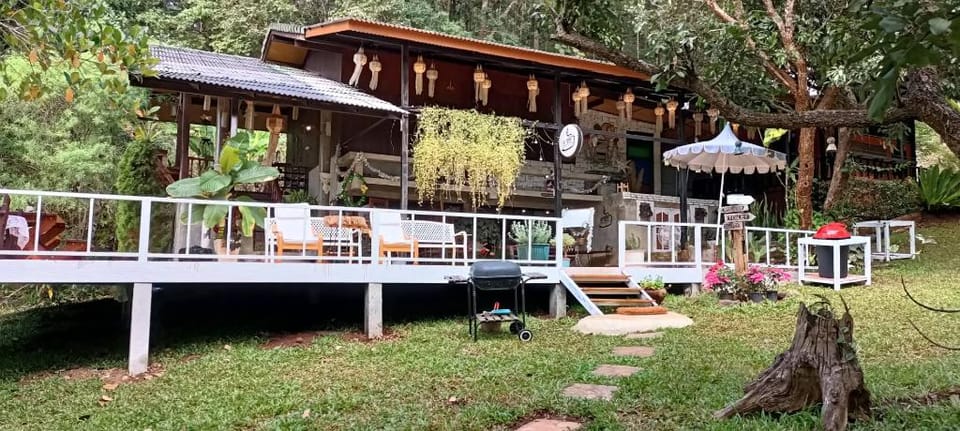 Little house in the mountain Maewang Villa in Thailand