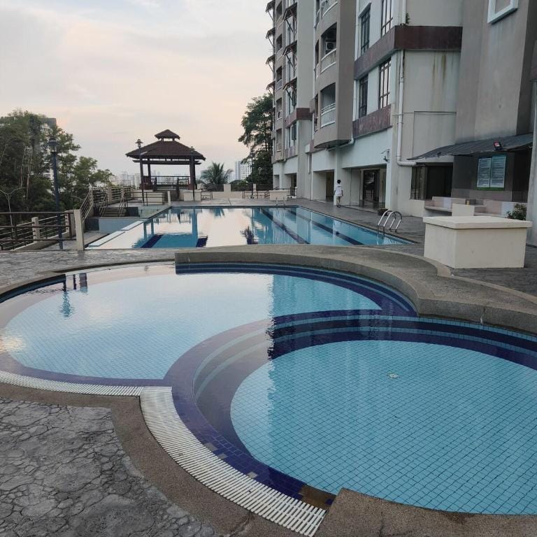 Farhah Homestay Muslim Apartment in Selangor, Malaysia