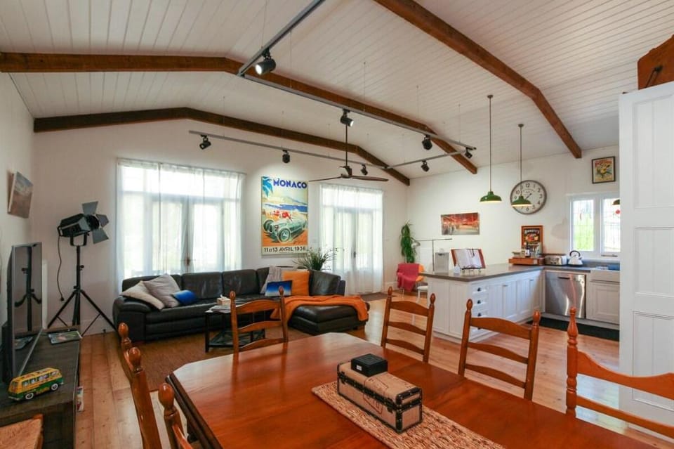 Vintage Charm on St Leonards in the Yarra Valley Vacation rental in Healesville