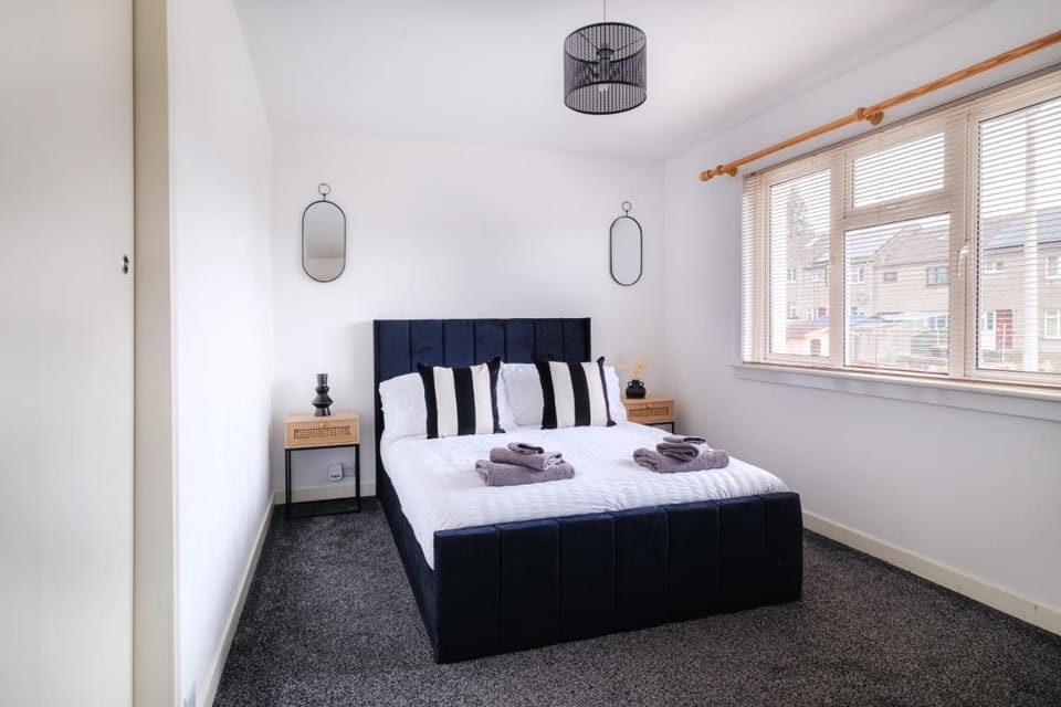 Banchory House - SJA Stays - 2 Bed House Vacation rental in Scotland