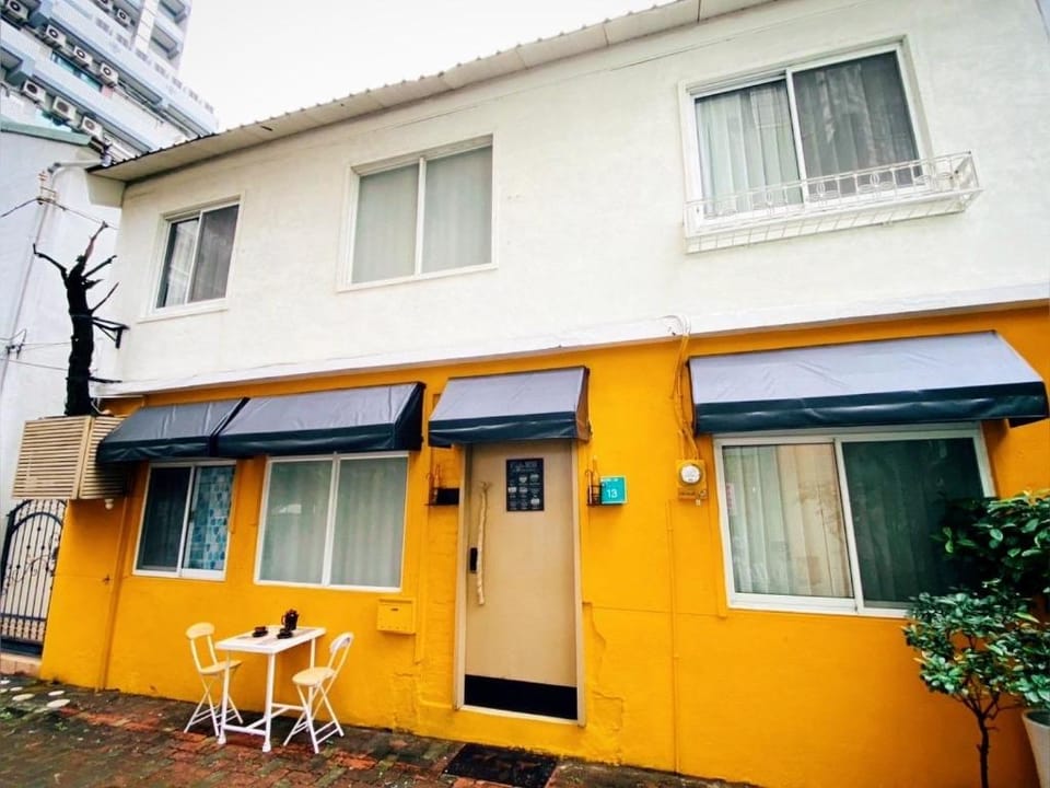Home on Hai'an Road包棟民宿 Vacation rental in Kaohsiung
