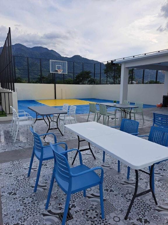 Tivoli Private Resort Villa in Calamba