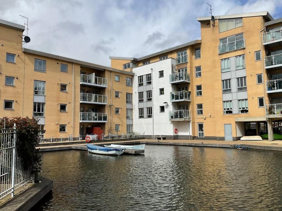 Beautiful Riverview Apartment Vacation rental in Chelmsford
