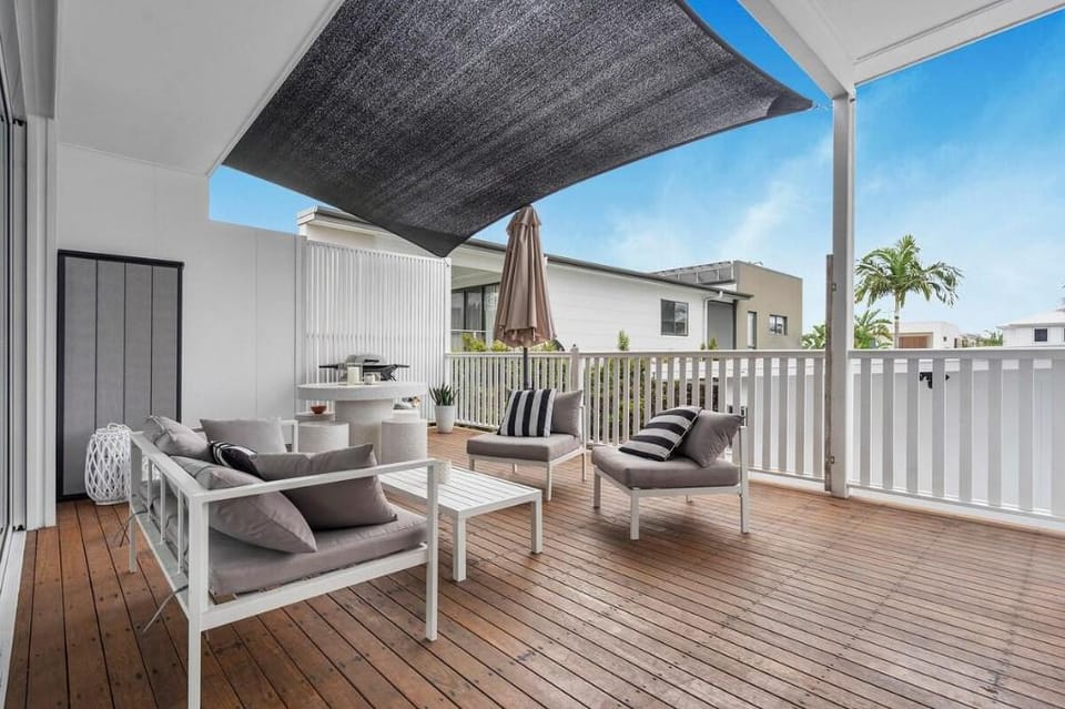 Splendid & Bright Burleigh Heads 1BR1B Apartment in Burleigh Heads