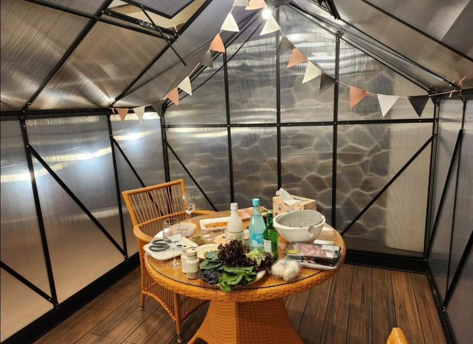 Poolvilla Shwim & Off-Room Off Vacation rental in South Korea