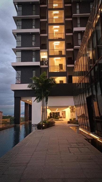 Cat Theme Seaview & Townview @ Jelutong, Penang  Apartment in George Town