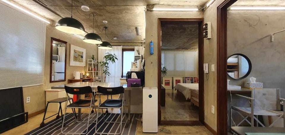Stay4578.  Hongdae & YG Entertainment, Mangwon Villa in Seoul