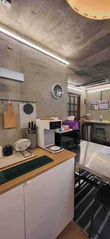 Stay4578.  Hongdae & YG Entertainment, Mangwon Villa in Seoul