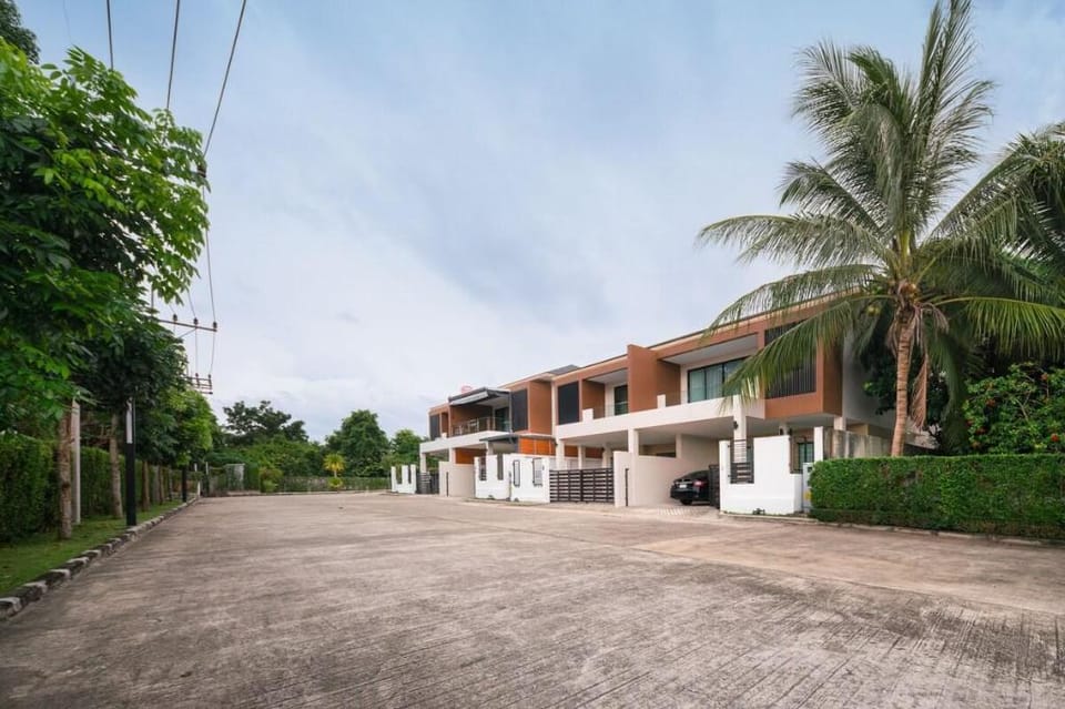 Kaka House | 4BR 3BA | Naiyang Beach | HKT Airport Vacation rental in Phuket
