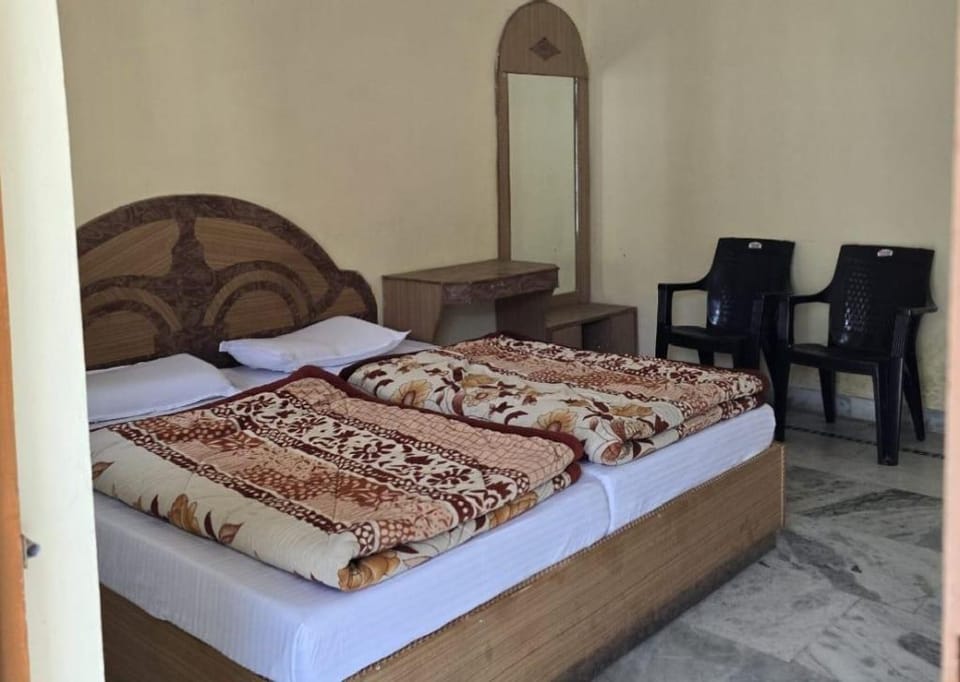 Hotel JPG Palace Sitapur Hotel in Uttarakhand