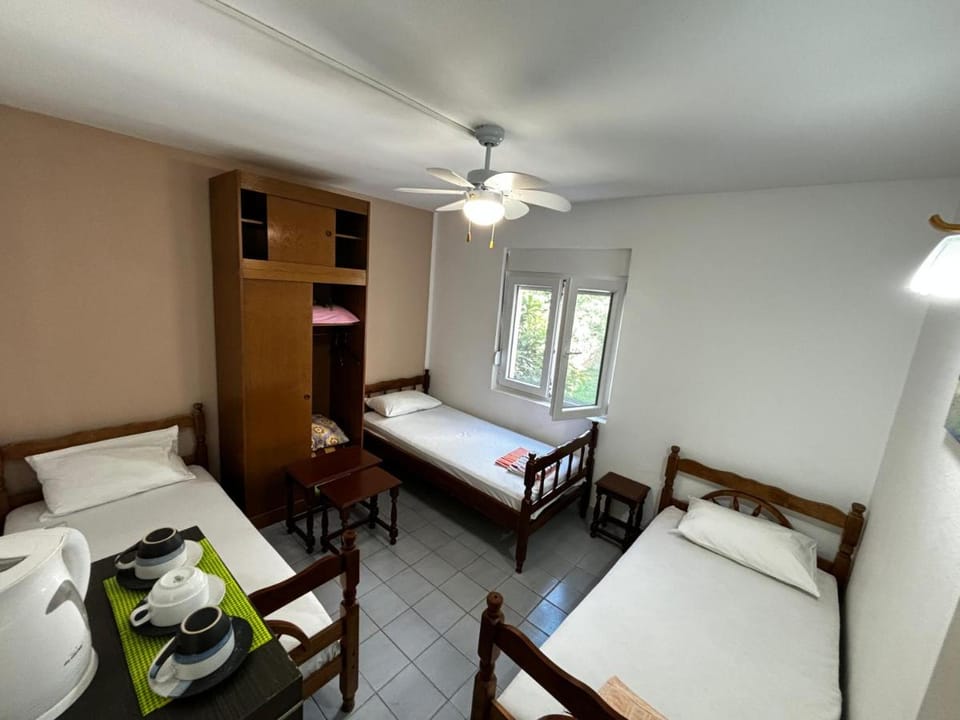 Stone Villa Guesthouse Bed and Breakfast in Budva Municipality