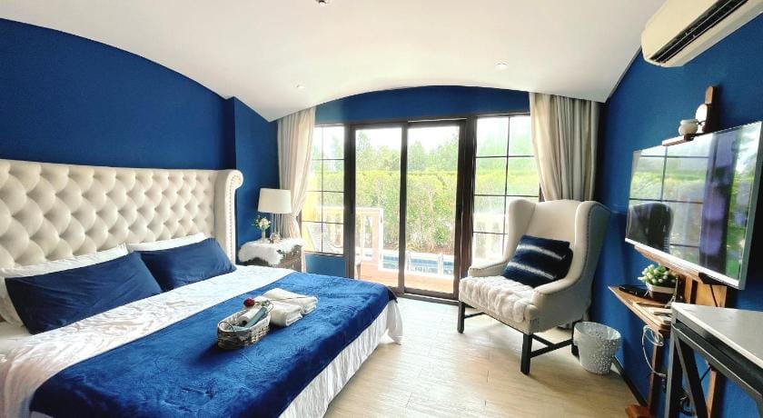 Venetian Signature Condo Pattaya Hotel in Pattaya City