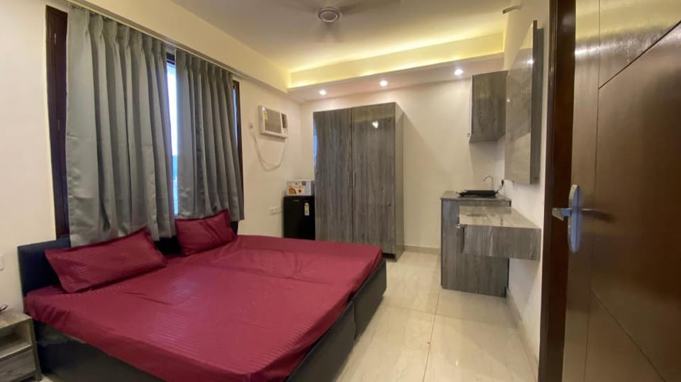 Happy Living Sector 141 Noida Apartment in Noida