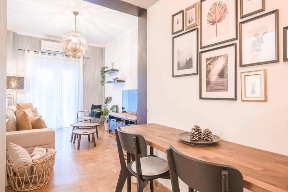 Bohemian Chic 1BR Apartment in the Heart of Athens Apartment in Athens