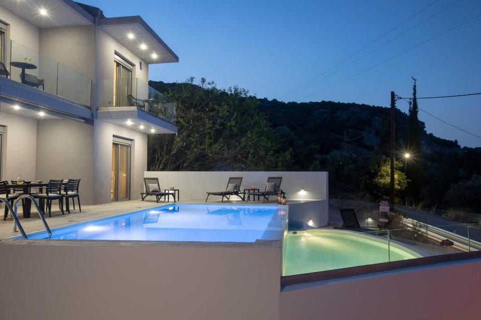 Aloft Luxury - Villa Lefkia with heated pool Villa in Lefkada, Lefkada Municipality, Greece