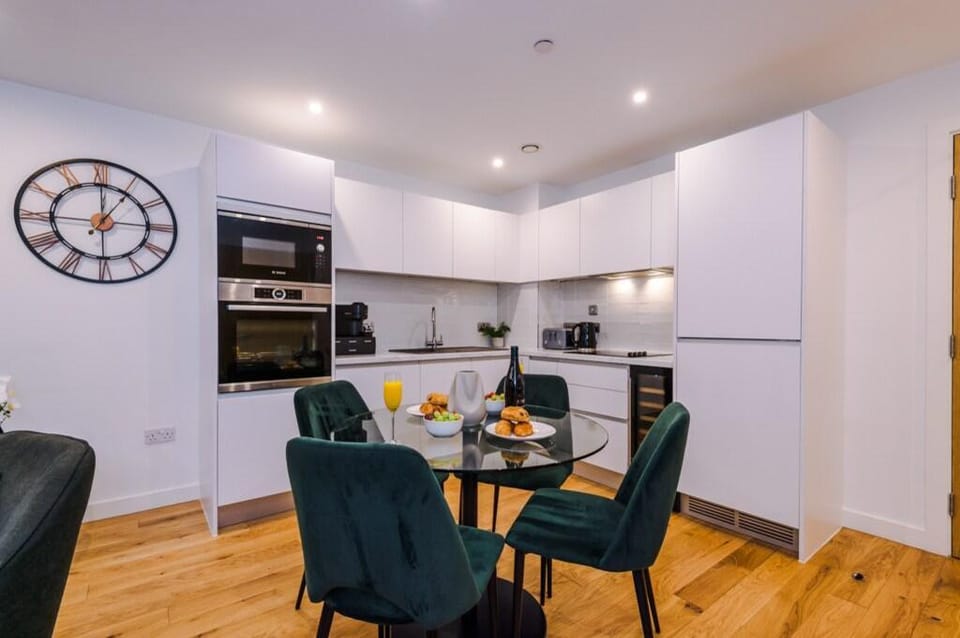 Arden Suite - Discounted Stays! Apartment in Birmingham