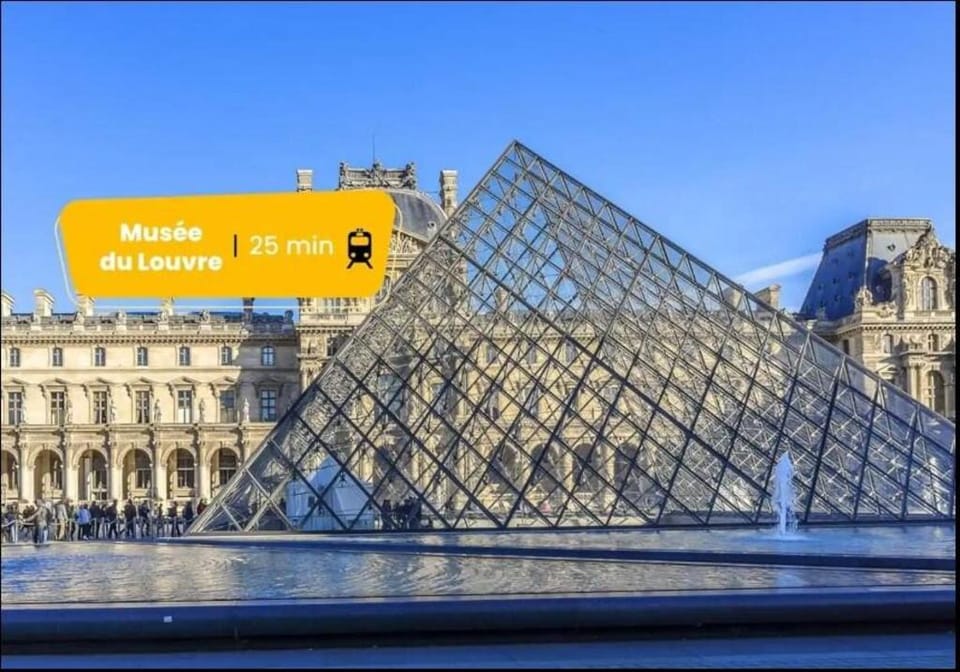 Chic 2 pièces, Paris, 6min gare : Élégance urbaine Apartment in Paris
