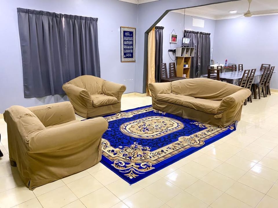 Family's Homestay Vacation rental in Terengganu, Malaysia