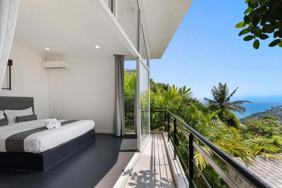 Kachamudee Epic Retreat: 7 BR Seaview Villa Villa in Ko Samui