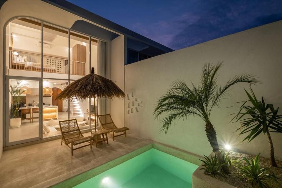 Six min to beach - NEW Luxe Pool Loft w/120'Cinema Vacation rental in North Kuta