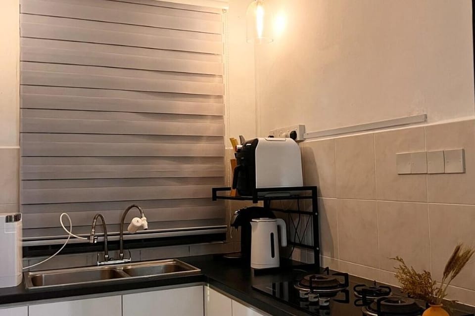 Hey 90’s ~ Netflix/Youtube/Games Vacation rental in Johor