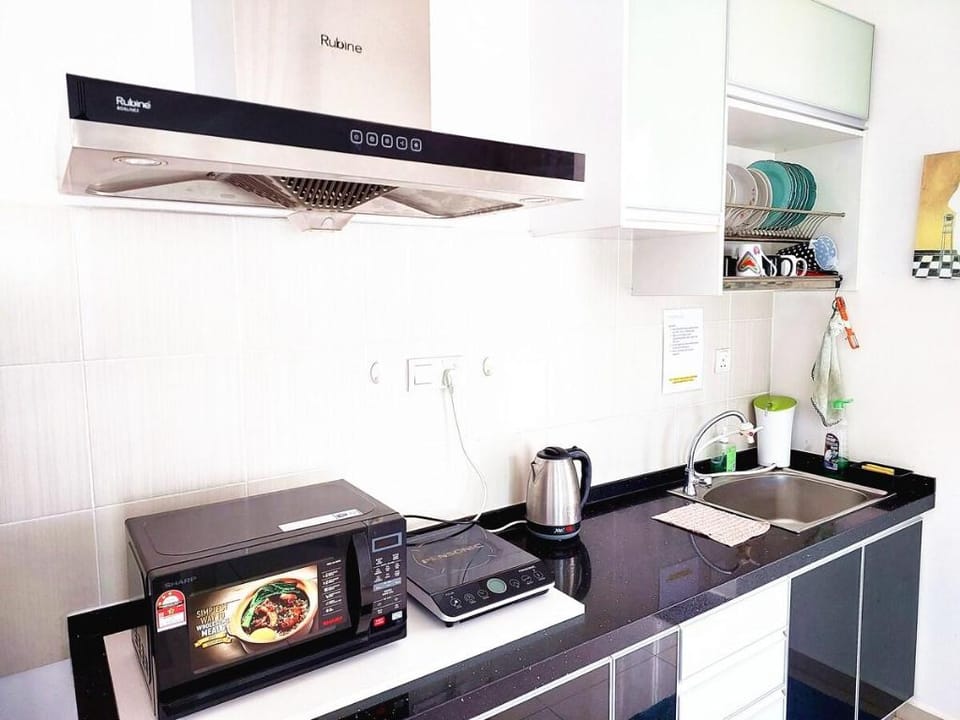 SR28-HousePrivate-3room-BigHouse 2carpark Vacation rental in Bayan Lepas