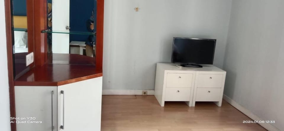 Affordable One Bedroom Next to Mall Apartment in Jakarta