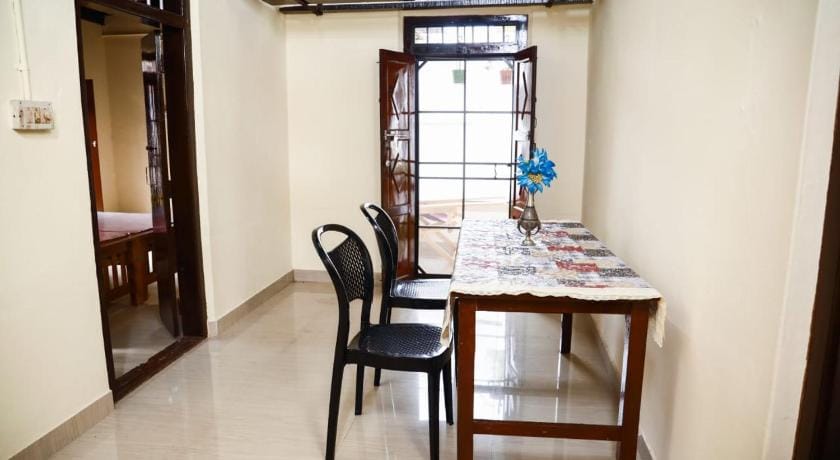 Bobbys Corner Hotel in Alappuzha