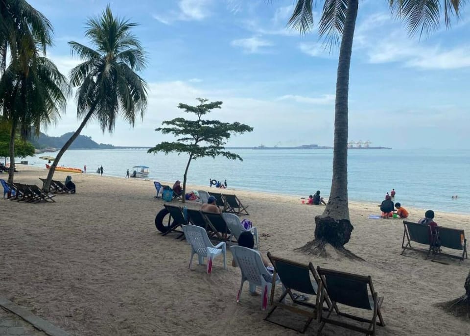 Monochrome Marina Island Pangkor Villa for 14pax Vacation rental in Perak