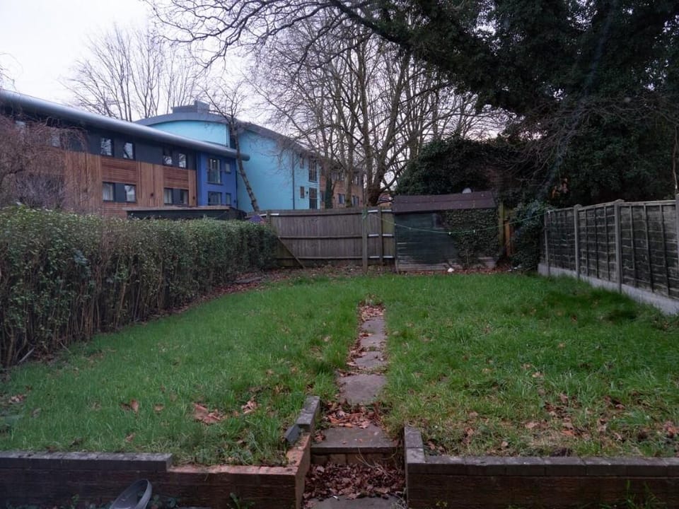 Convenient 3BR Close to QE Hospital & UOB Uni Vacation rental in Birmingham