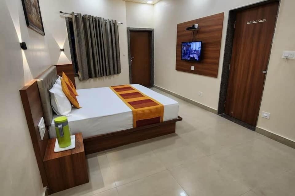 Simran Homestay Vacation rental in Gujarat