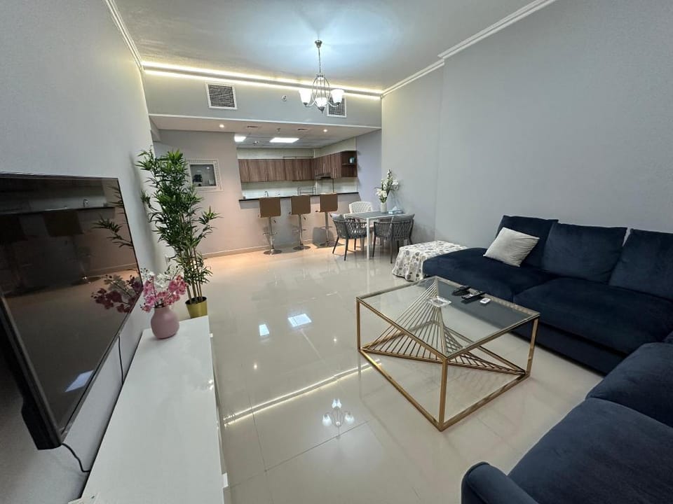 Luxurious, cozy and spacious one-Bedroom apartment in the heart of Dubai. Apartment in Dubai