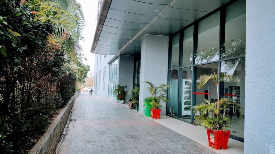 Two-bedroom Condo Unit on 21st Floor - City View Apartment in Vientiane