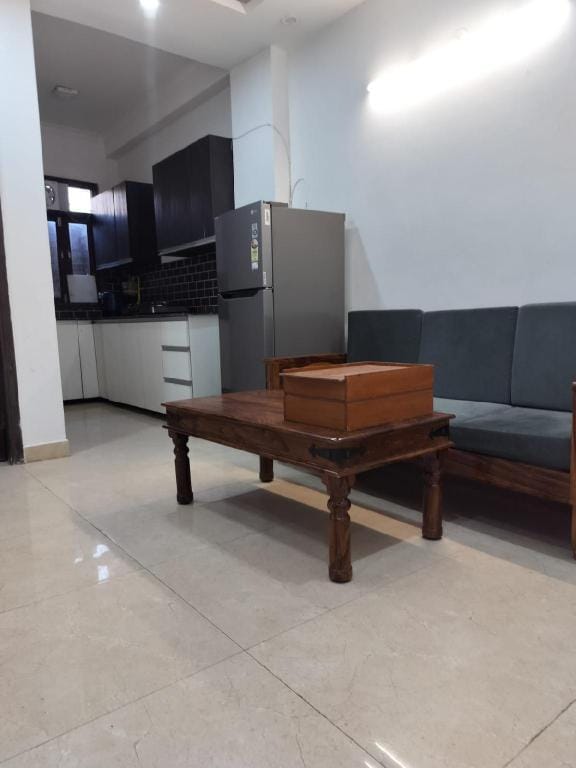 The Raveesh D72 - 1BHK Apartment w/ Kitchen Apartment in New Delhi