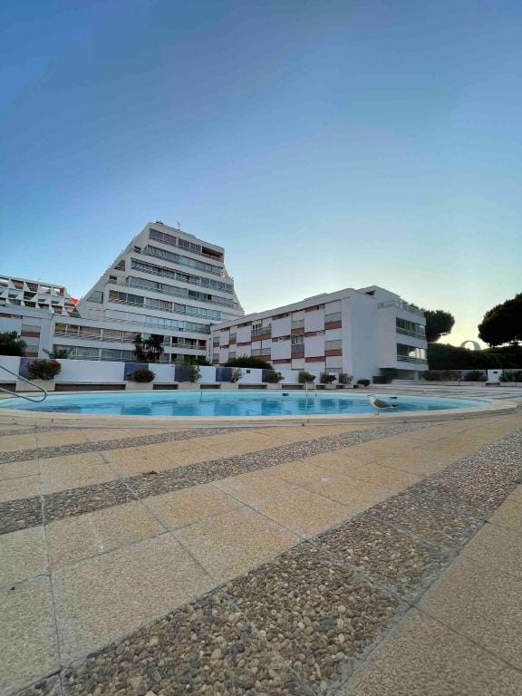 T3- un Oasis rénové et climatisé au centre de LGM Apartment in La Grande-Motte