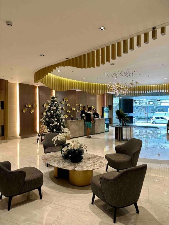 SMDC Lush unit w PS4, HBO, pools, garden, playarea Apartment in Makati