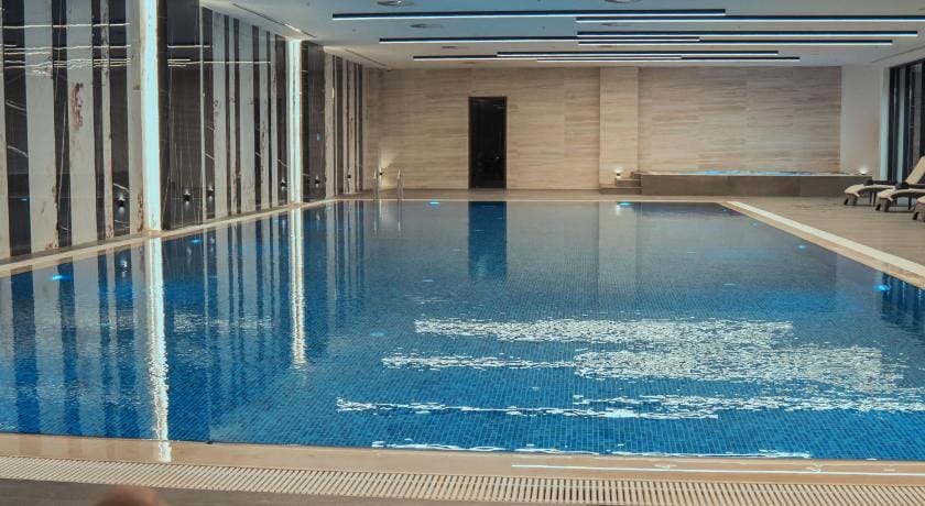 Ramada Hotel & Suites by Wyndham Erbil 32 Park Hotel in Turkey