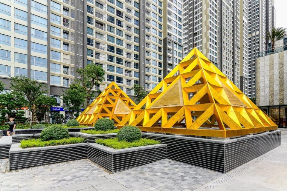 Park 2 Vinhomes Central Park - Spectacular Views Apartment in Ho Chi Minh City