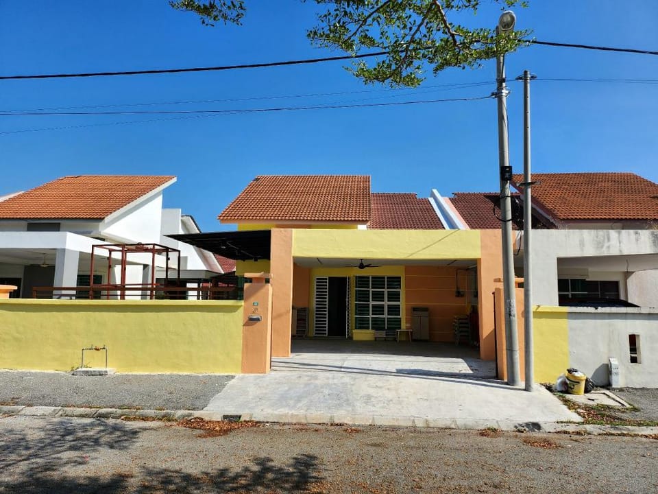 Klebang 42 - KKS Plus Collection Vacation rental in Ipoh