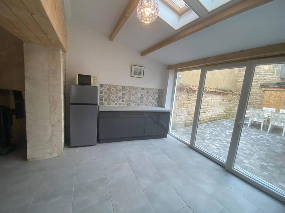 Maison Colombier , townhouse Vacation rental in Nouvelle-Aquitaine