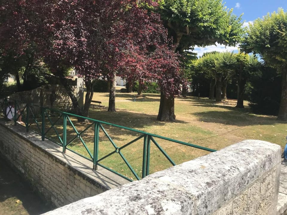 Maison Colombier , townhouse Vacation rental in Nouvelle-Aquitaine