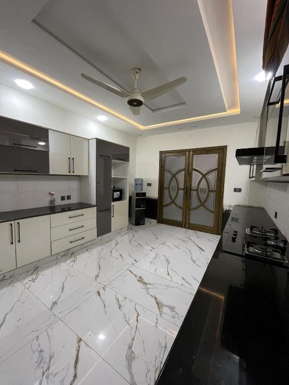 Villa Central Spacious Park View AC Ntflix TV Vacation rental in Islamabad