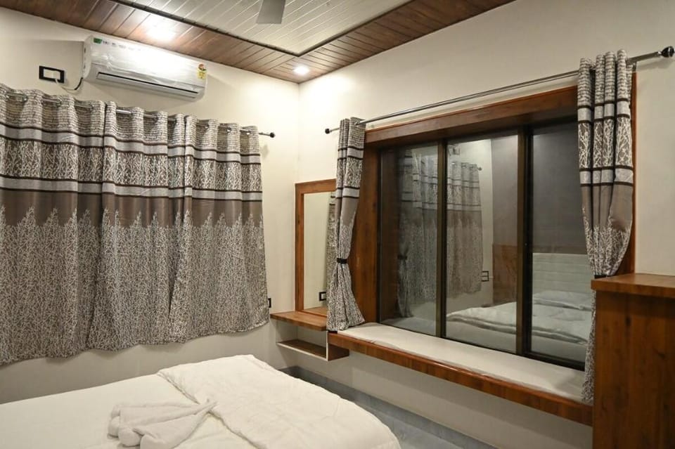 SWAPNASAR Vacation rental in Maharashtra