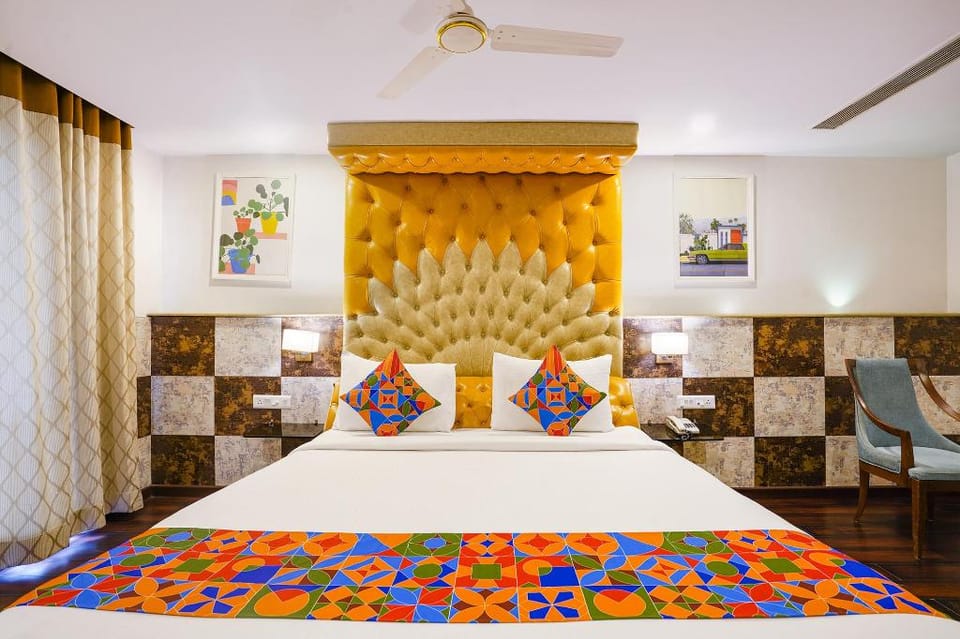 FabHotel WR Grand - Nr RENOVA Hospital, Banjara Hills Hotel in Hyderabad