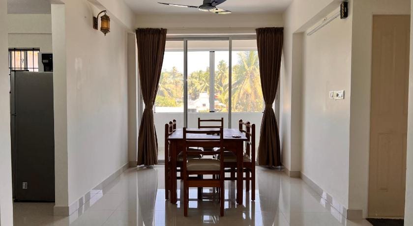Spacious 2BHK apartment with AC and Balconies  Apartment in Mangaluru