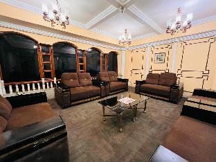 Hotel Alpine Continental Apartment in Bangladesh